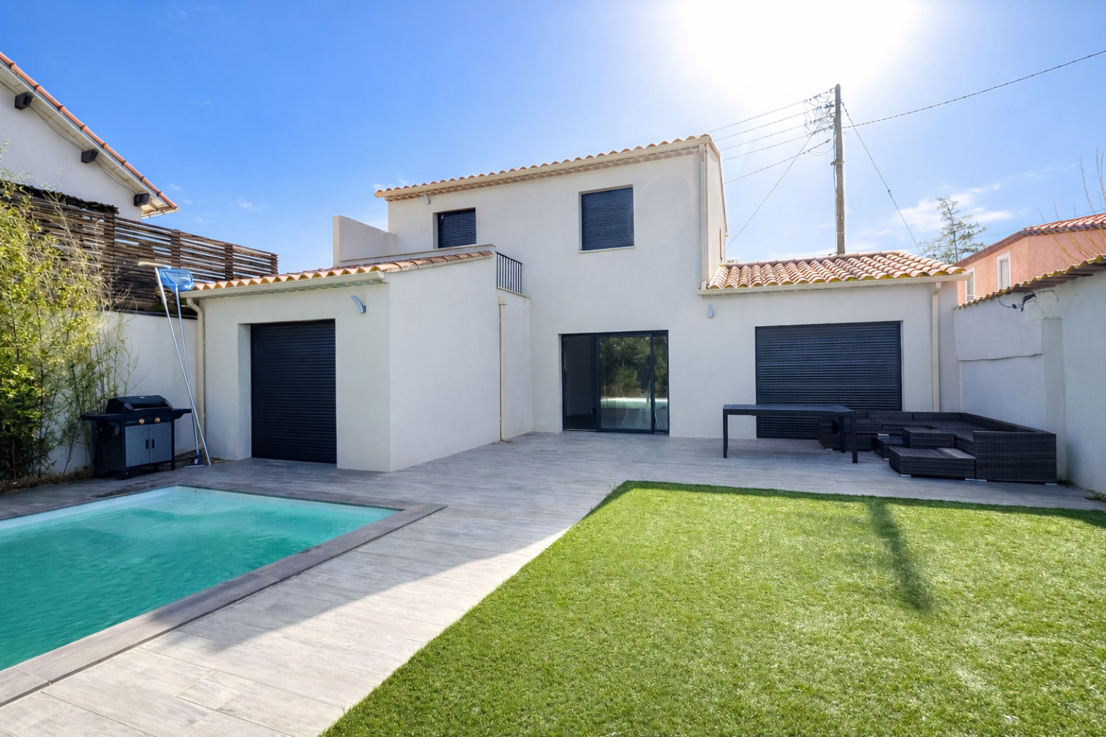 construction maison contemporaine à étage Marseille Bouches-du-Rhône