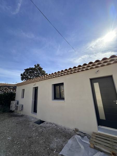 Villa contemporaine 102 m² – vue extérieure lumineuse