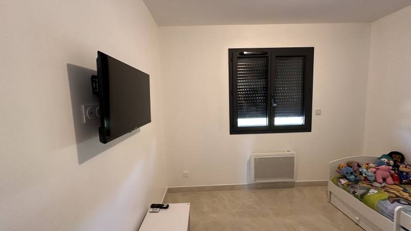 Maison neuve à Sénas avec accès rapide autoroute vers Marseille Aix Avignon Arles