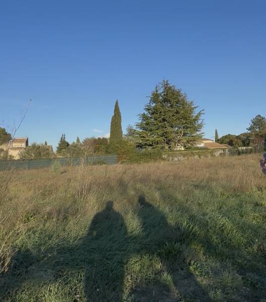 terrain constructible viabilisé à Cornillon-Confoux proche de Salon-de-Provence pour maison individuelle neuve